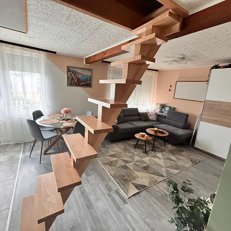 Csobogo קסזטלי