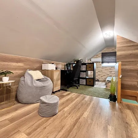 Csobogo Apartment *